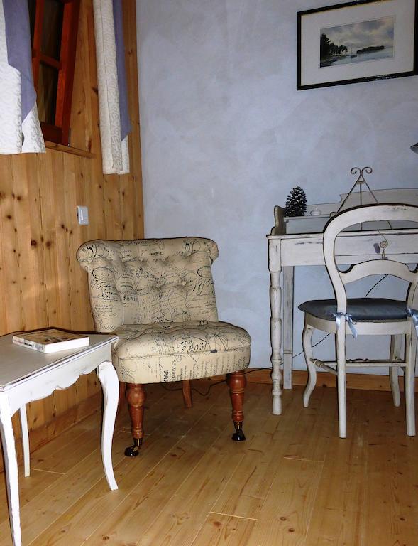 Chambres D'Hotes Bered Vuillemin Baume-les-Dames Ruang foto